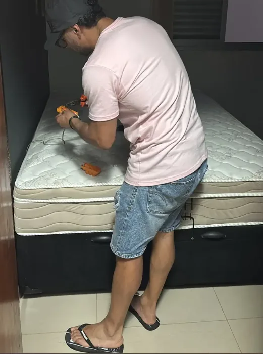 Foto real de cliente com cama entregue 10
